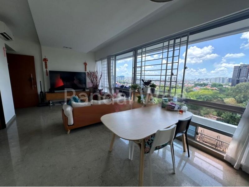 3 Bed Condo for Rent in  One Fort - Image 8